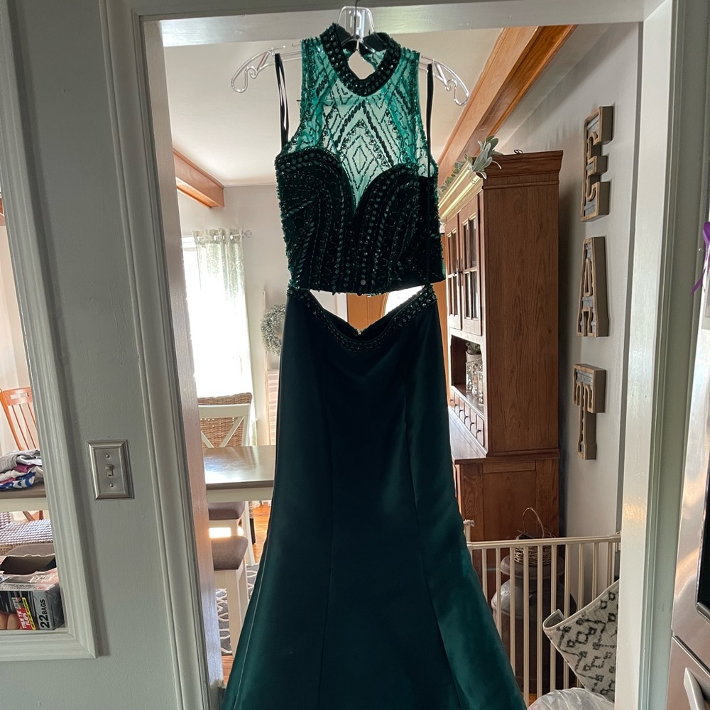 BEAUTIFUL Mermaid Two Piece Prom Dress